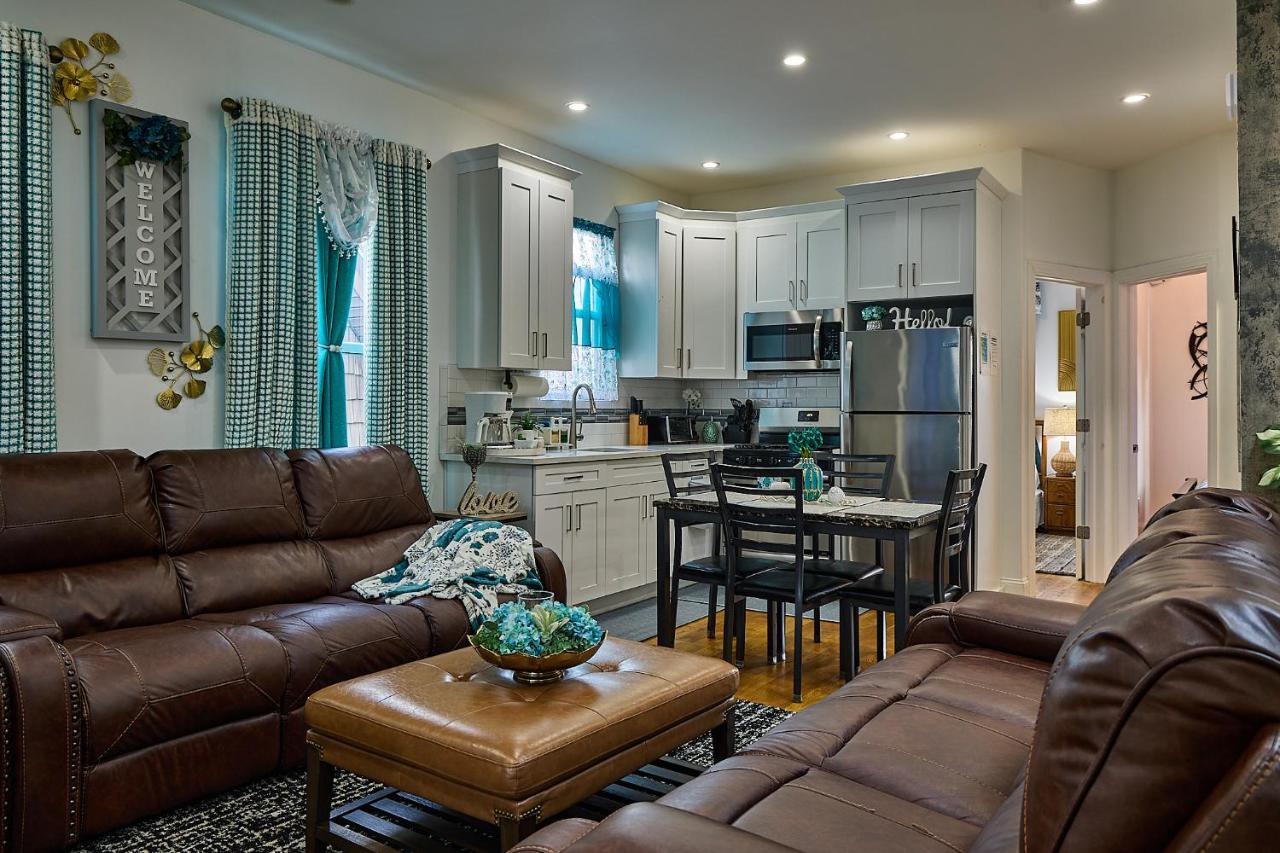 Top Floor with Skylight Brooklyn - 4