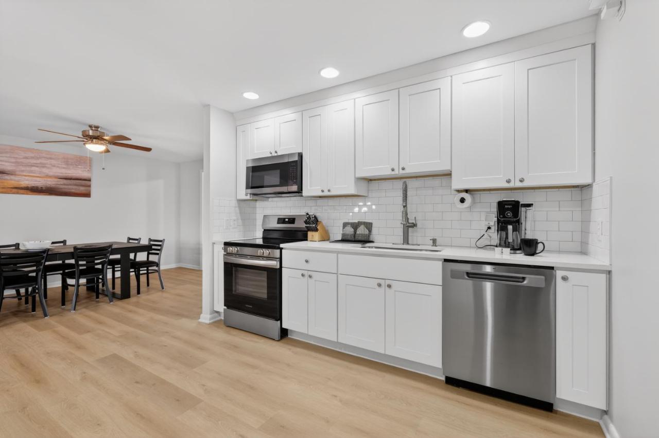 Quiet Retreat Near Opryland & Airport home - 4