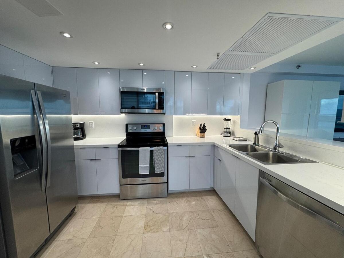 Beachfront two story apartment - 2