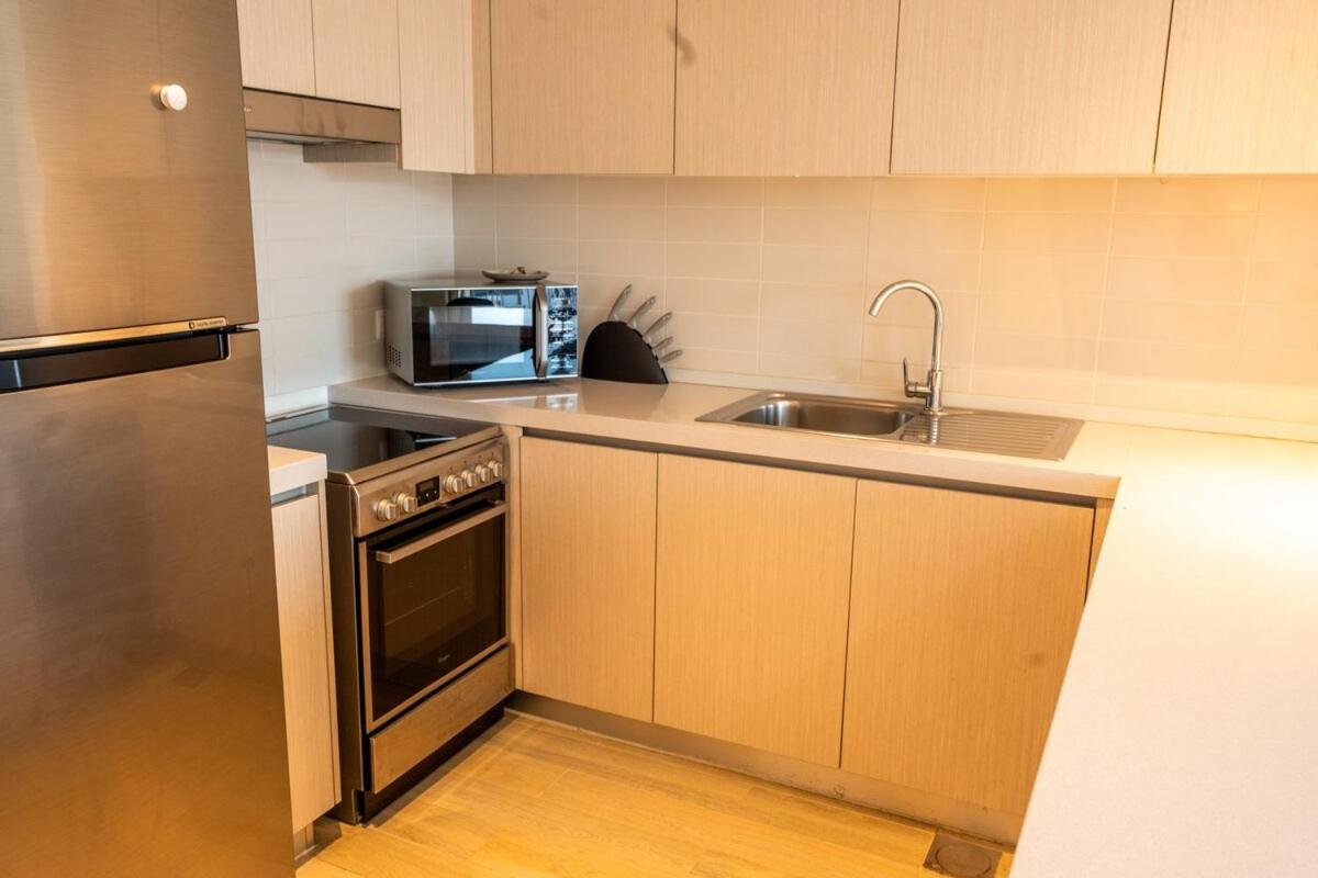 Sophisticated Yas Island Suite 2BR - 3