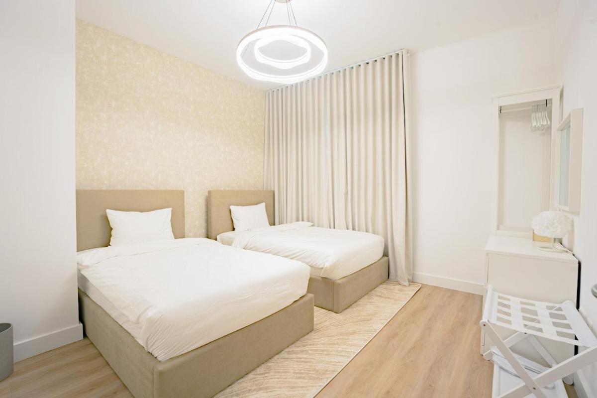 Luxury Upgraded 2BHK on Yas Island - 5