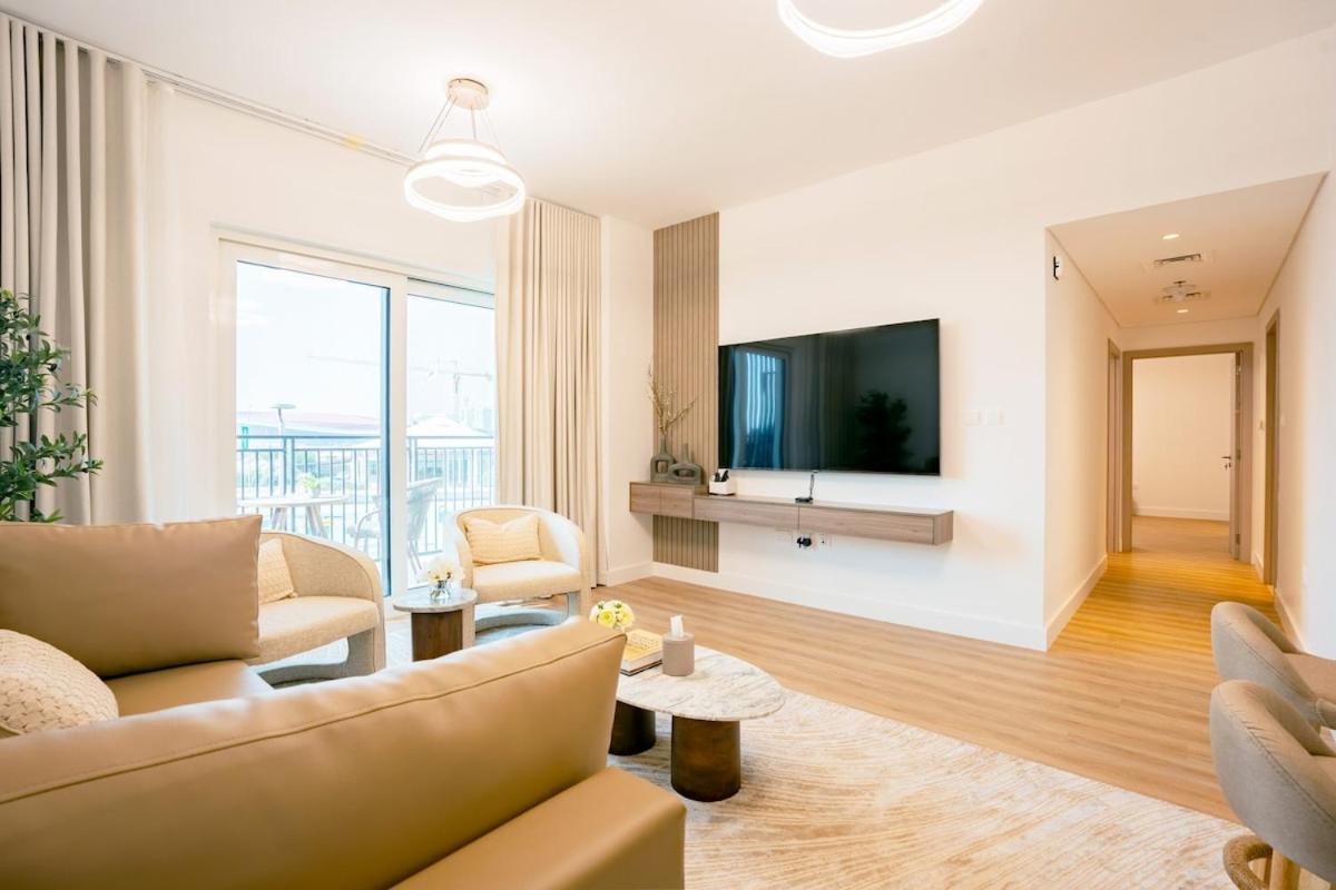 Luxury Upgraded 2BHK on Yas Island - 2