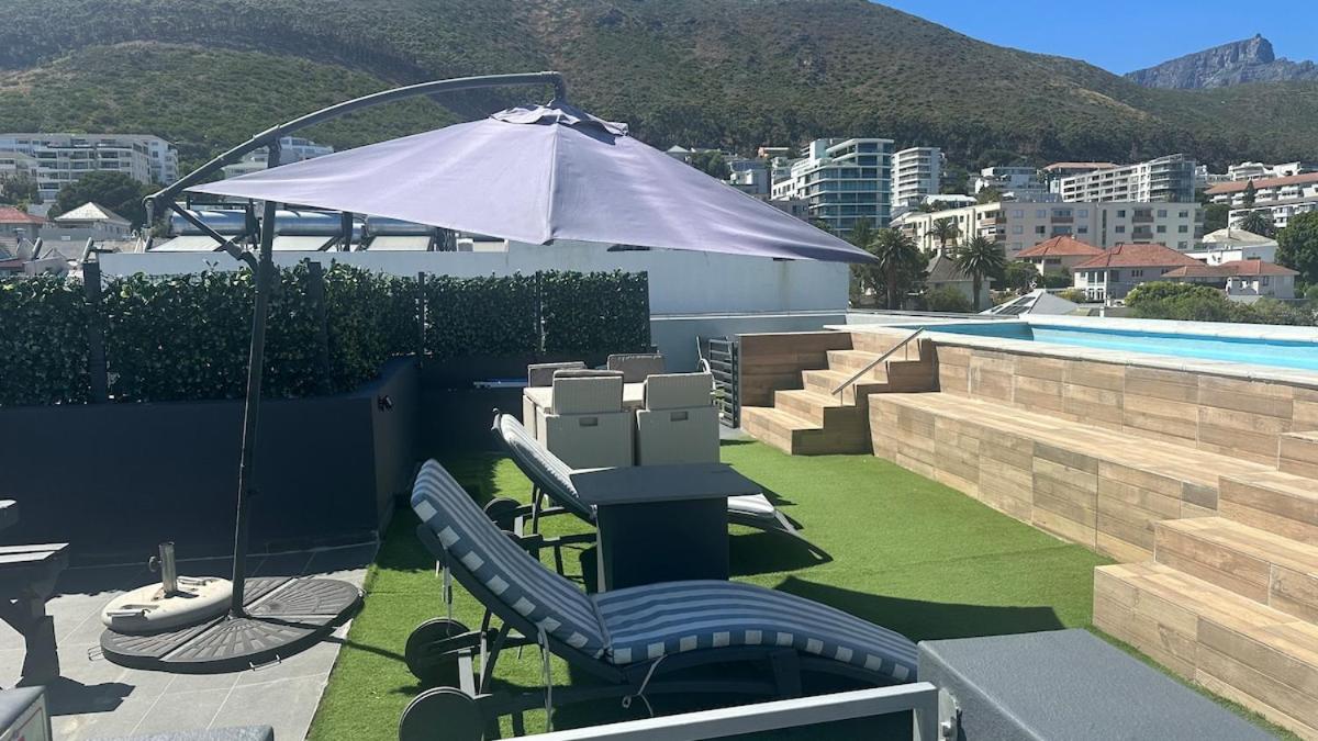 Penthouse supreme large patio - 2