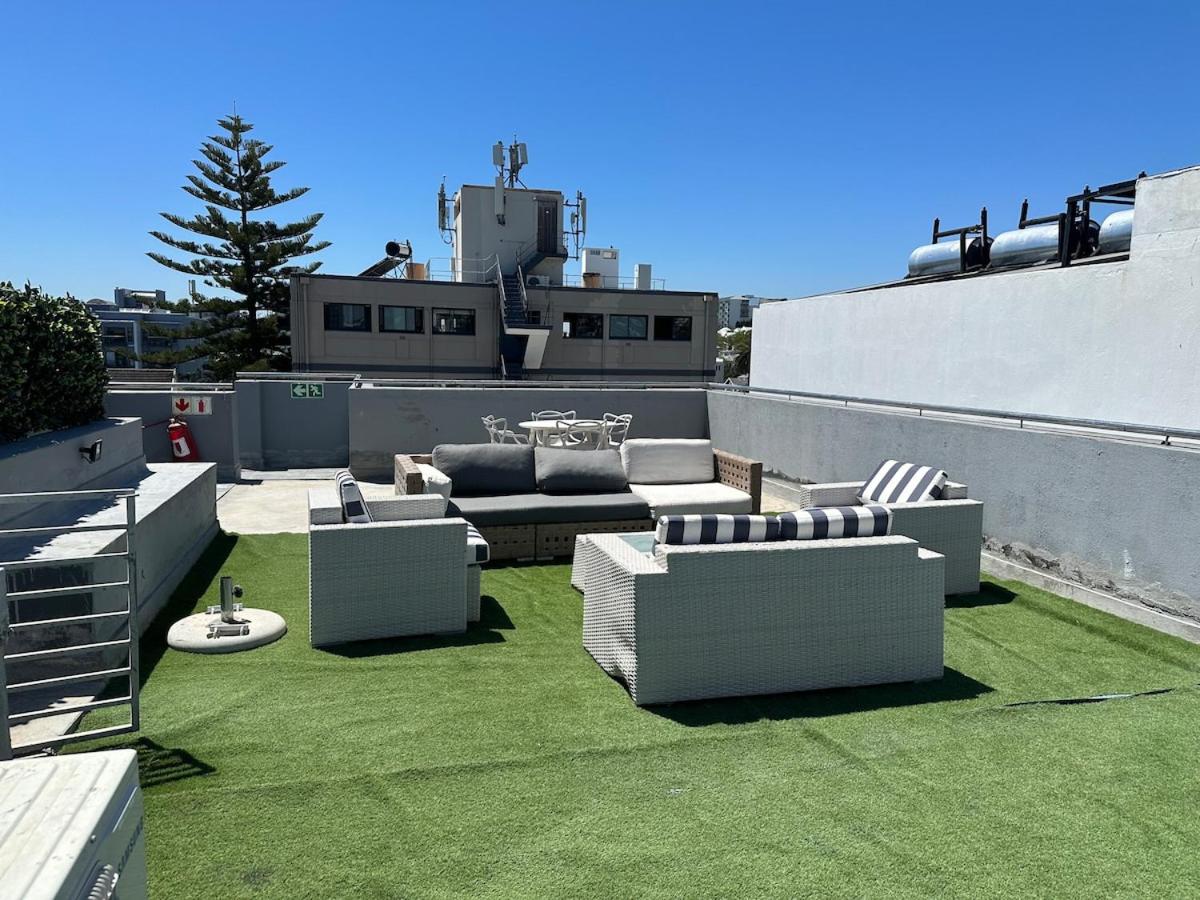 Penthouse supreme large patio - 3