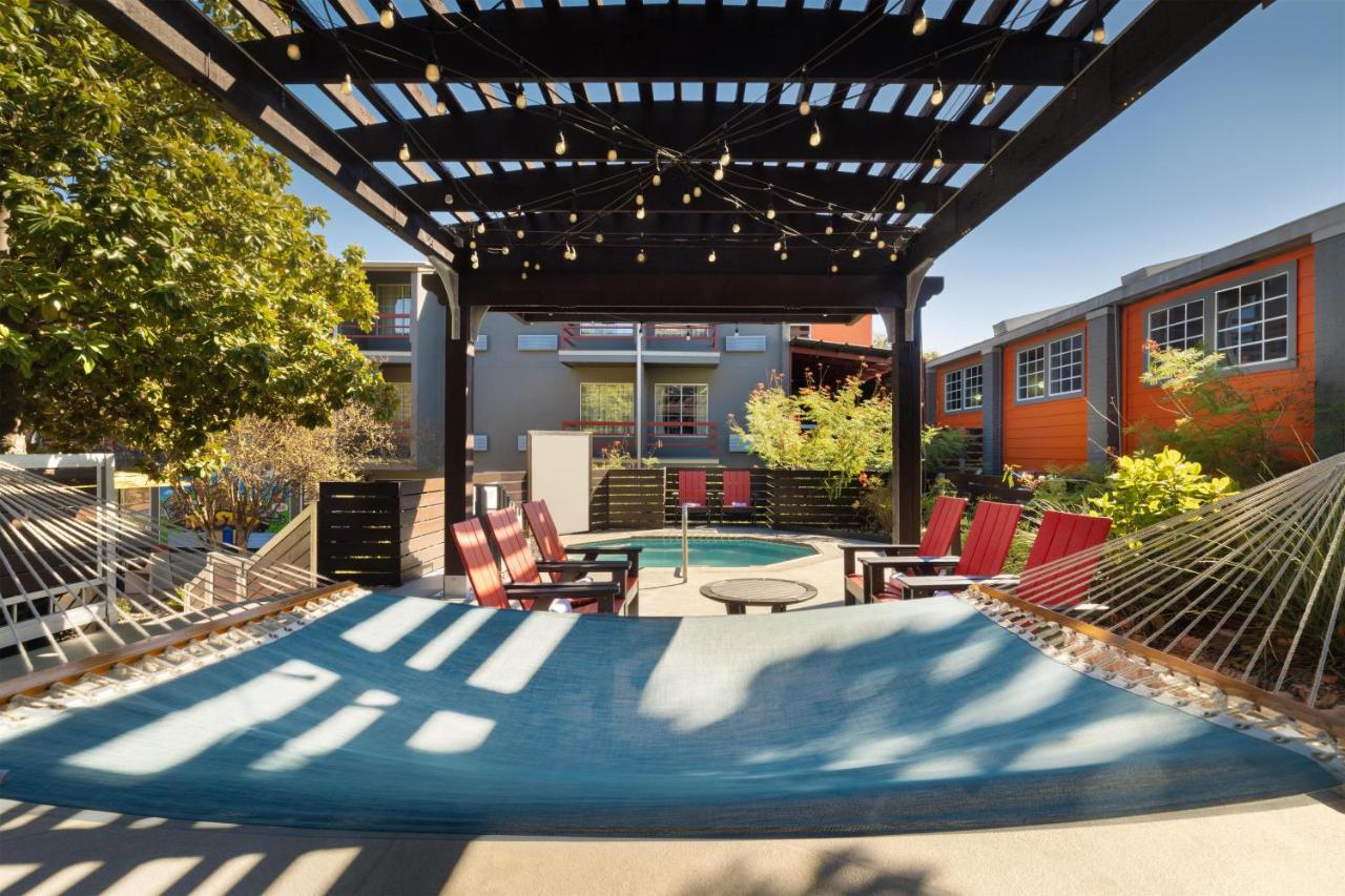 Aiden Austin City Hotel — photo 12