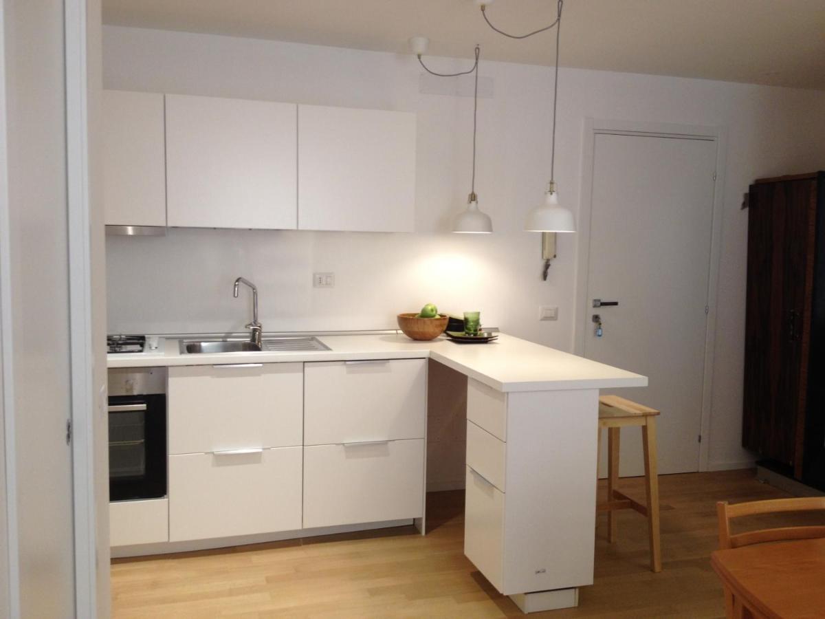 White Apartment in San Giovanni - 4