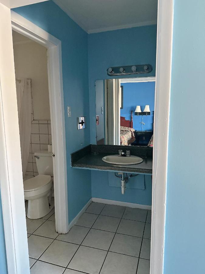 Riverside Inn Motel — photo 8