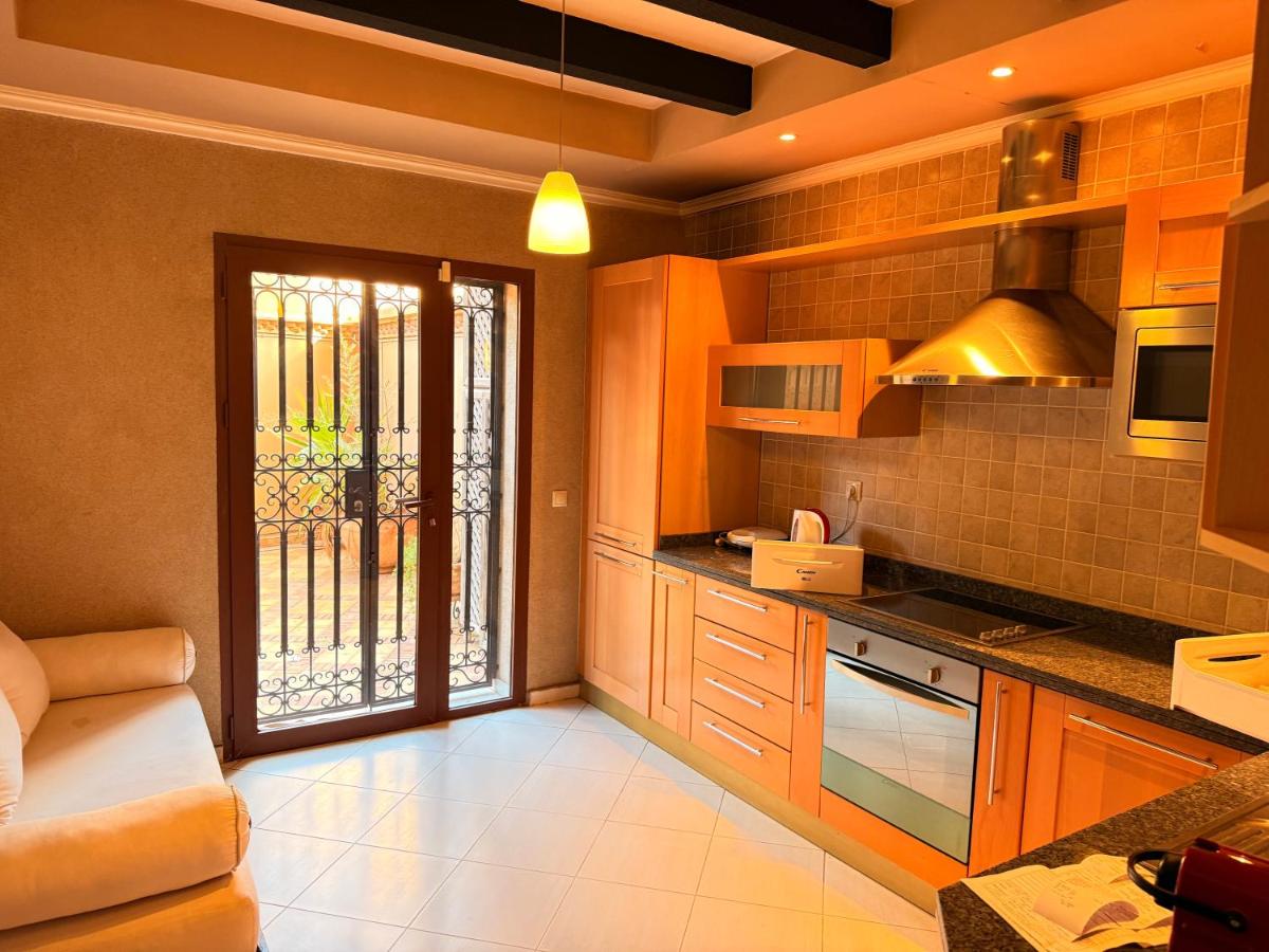 Gueliz 2 BR Duplex - Terrace - Wi-Fi - Train station - 4