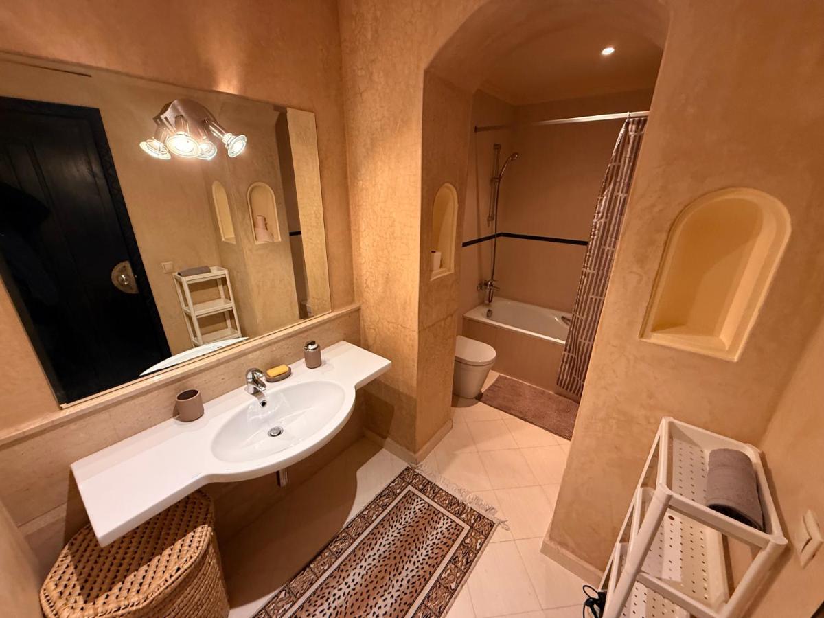 Gueliz 2 BR Duplex - Terrace - Wi-Fi - Train station - 3