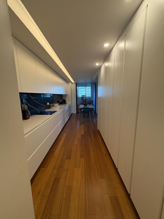 Luxury River View 3BR with Pool by Airport - 4