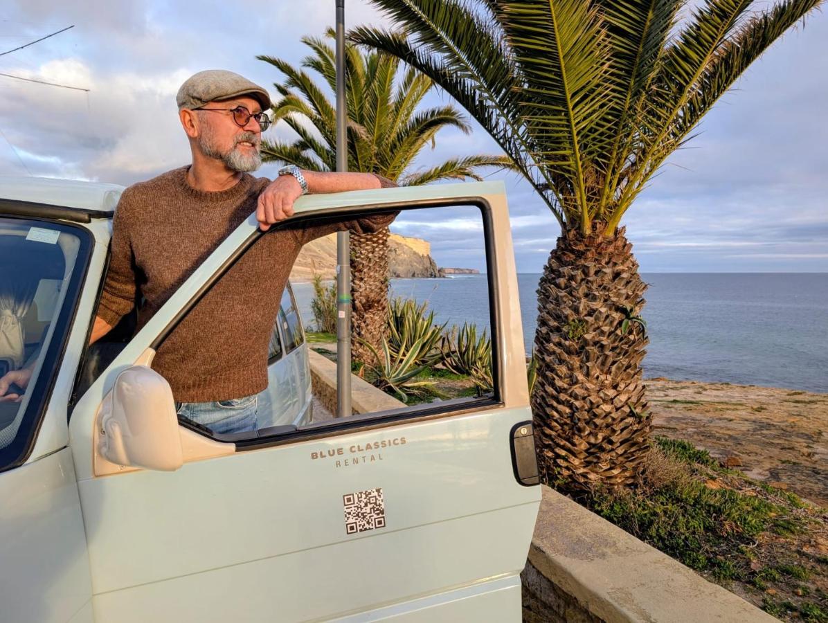 Rent a Blue Classics's Campervan VW T4 Azul - Algarve - Faro -Portugal - 4