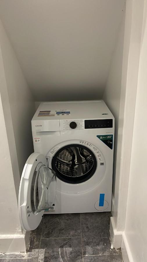 La Rose Serenity Residence Elegant Rooms - 5