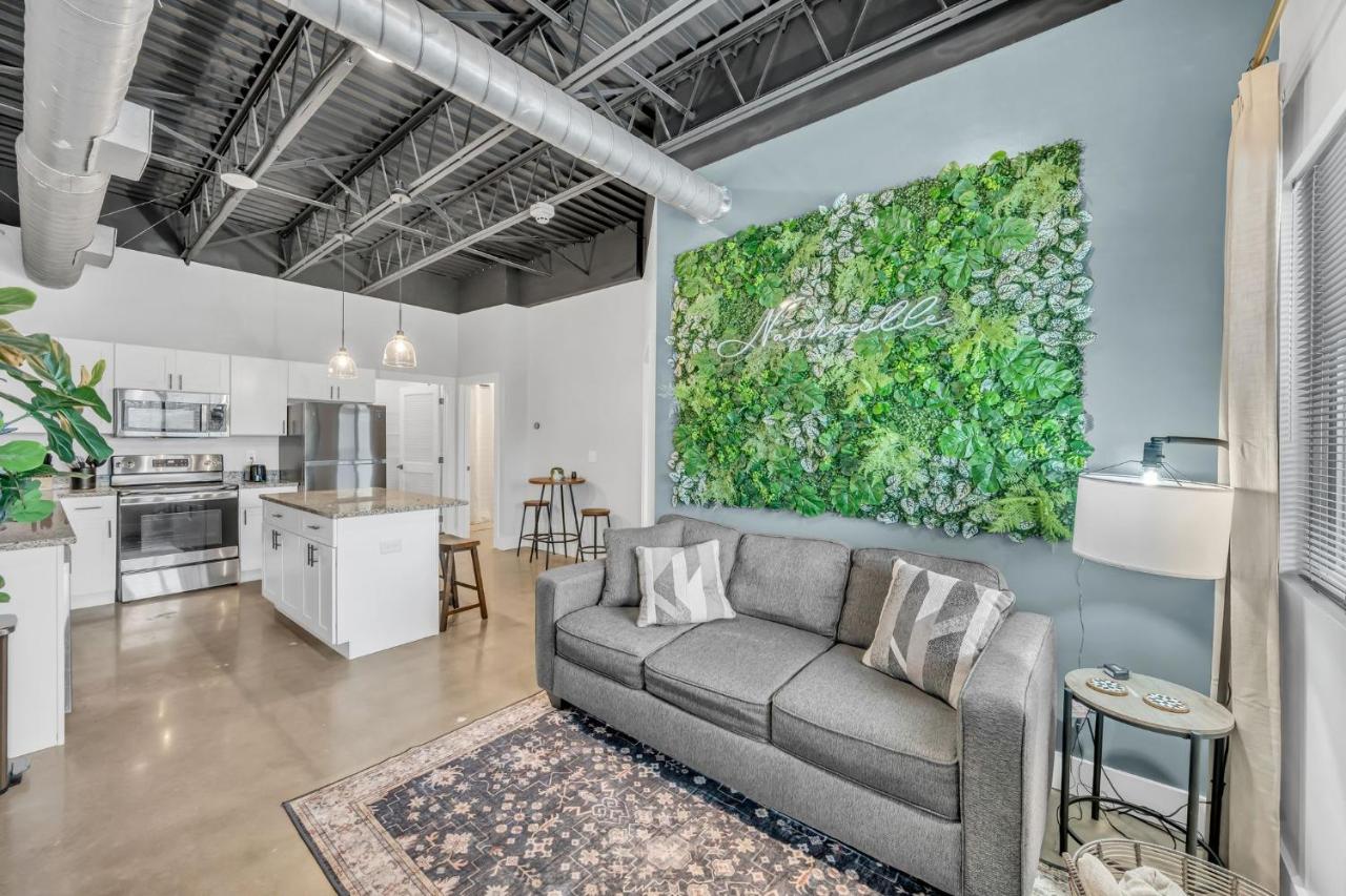 1BR Condo - King Bed - 10mins to Broadway