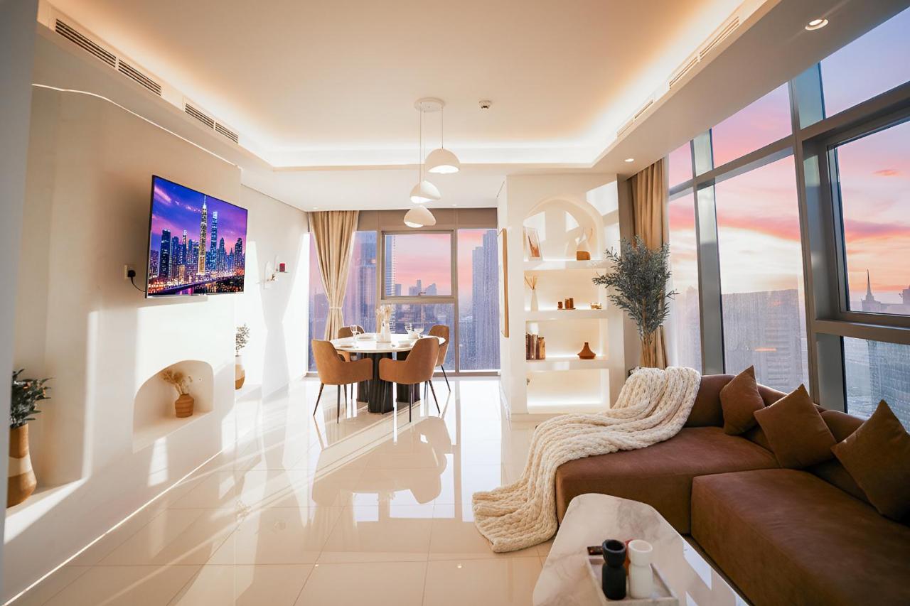 Luxury 2B Burj Khalifa NYE Views, 5-Star Amenities - 2