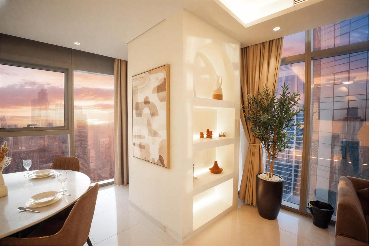 Luxury 2B Burj Khalifa NYE Views, 5-Star Amenities - 4