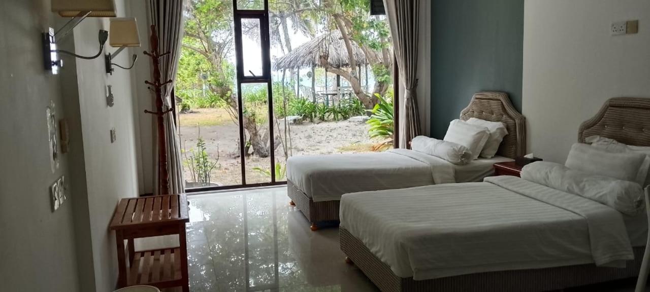 Nazaki Beach Hotel & Spa Maldives - 5