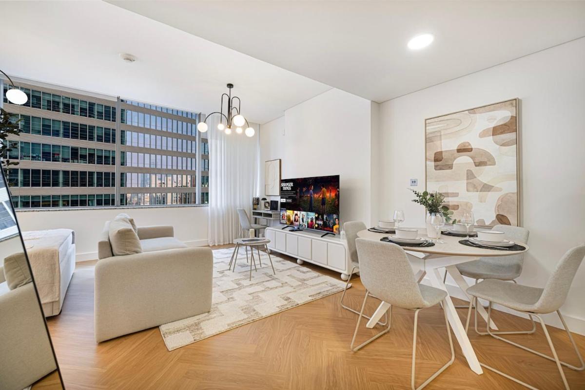 DIFC Sky Gardens Studio In front of DIFC Gate - 5