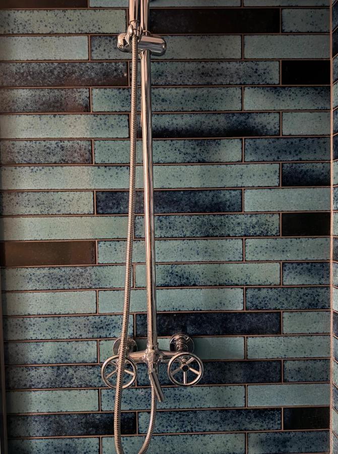 Luxurious designer flat in the heart of Shoreditch - 3