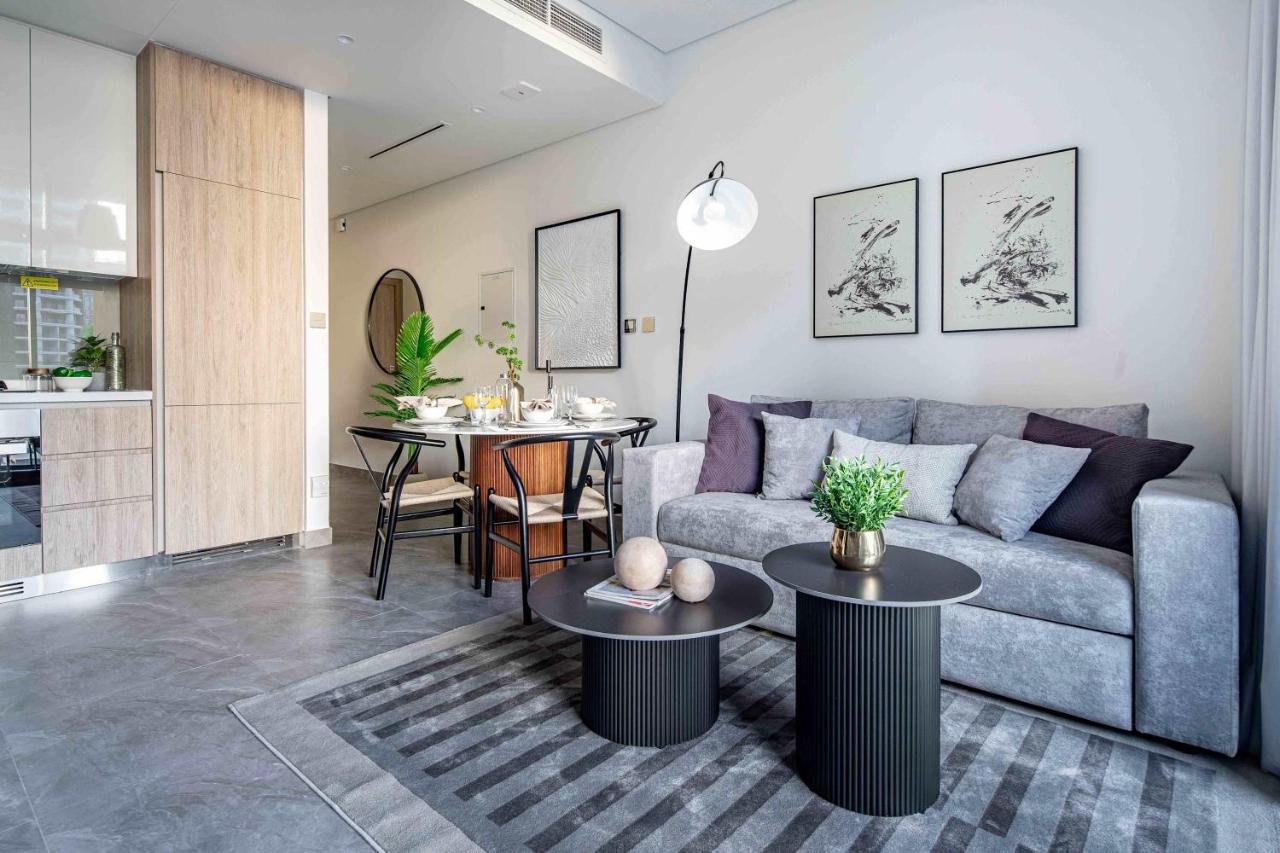 Frank Porter - Peninsula One - 3