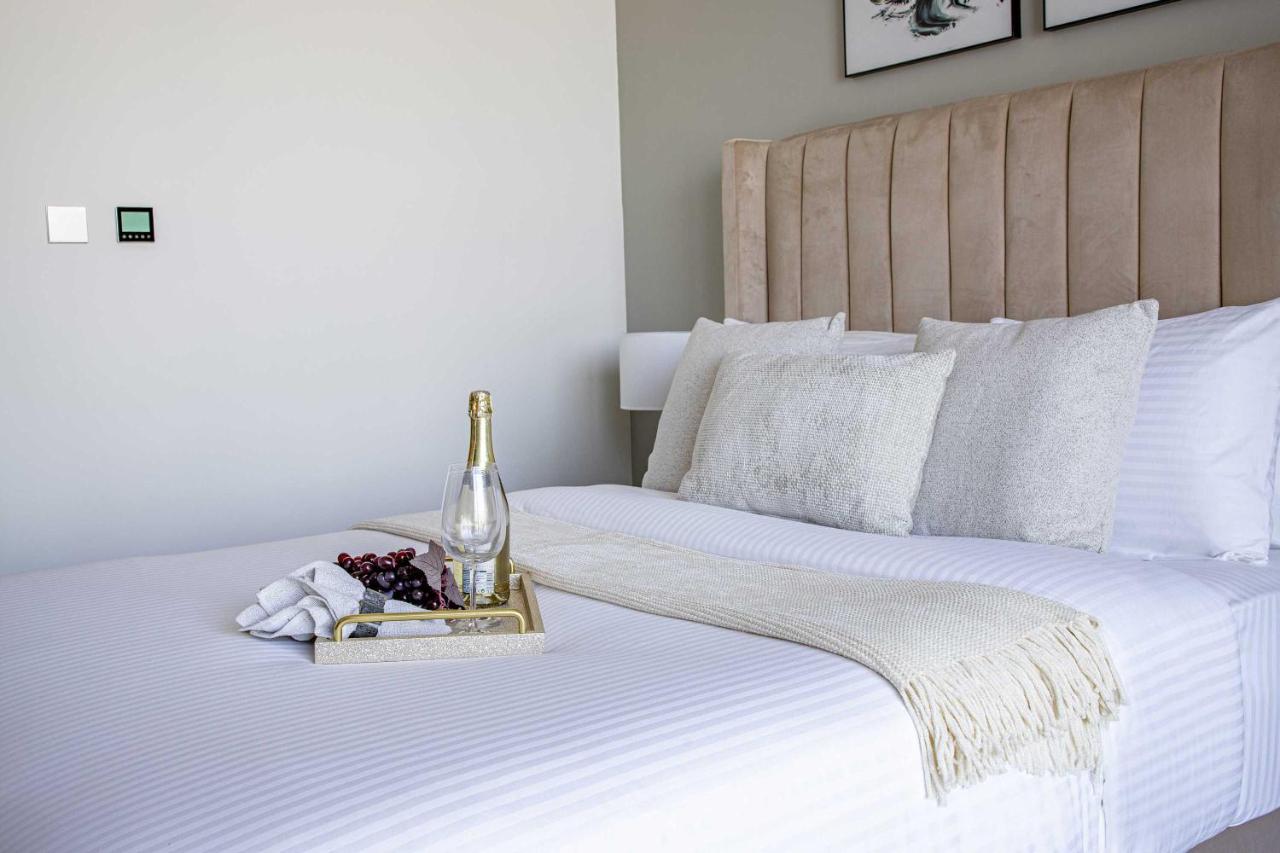 Frank Porter - Peninsula One - 5