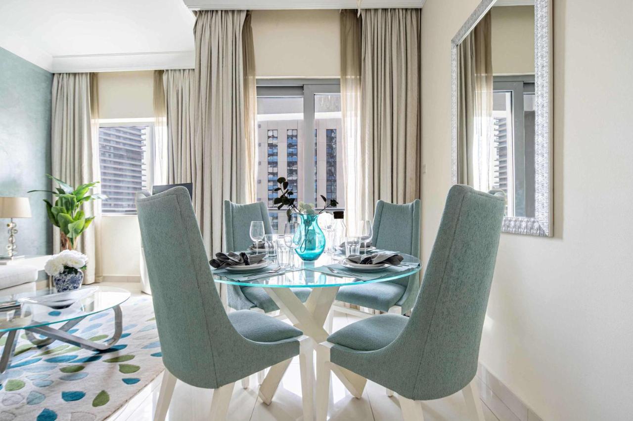 Frank Porter - DAMAC Maison Mall Street - 4