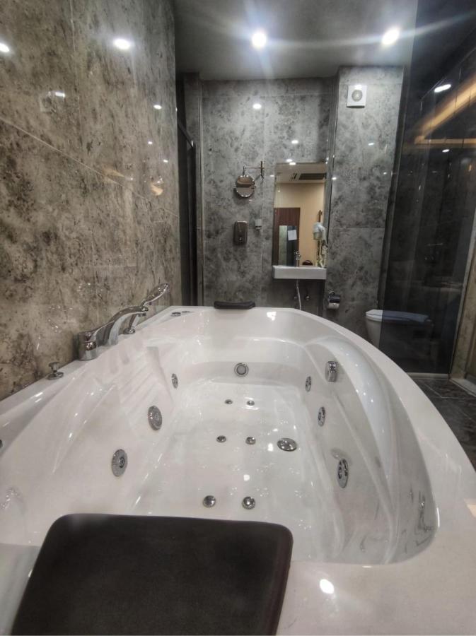 The Golden Pera's Hotel & Spa - 3