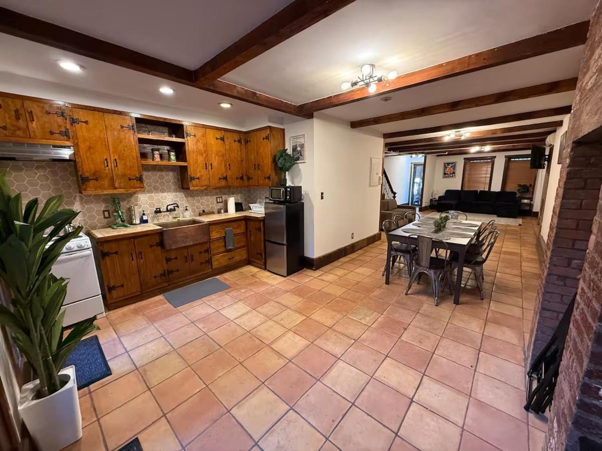 The Lexington Stay - 4