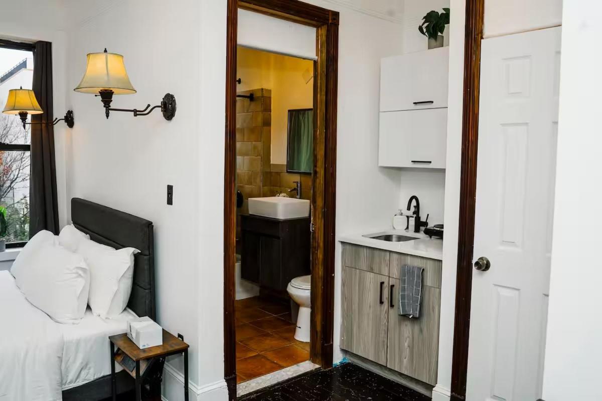 The Lexington Stay - 3