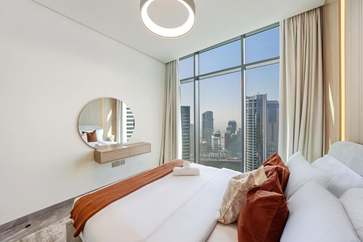 Peninsula - Luxury apartment with Canal View - 2