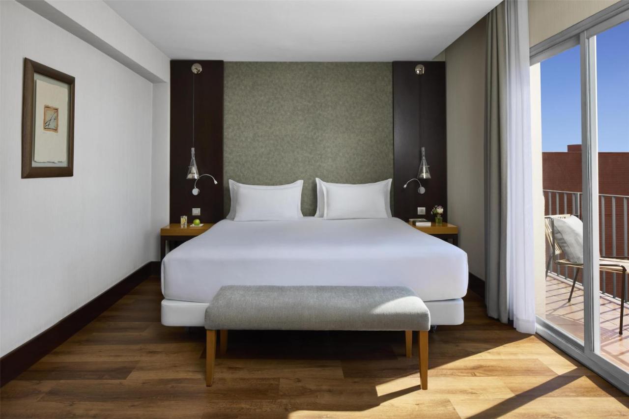 NH Barcelona Stadium - 3