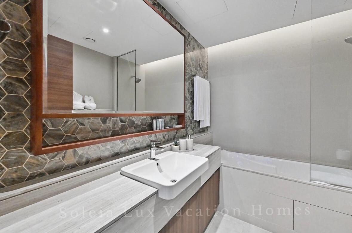 Luxury Condo near Burj khalifa - 3