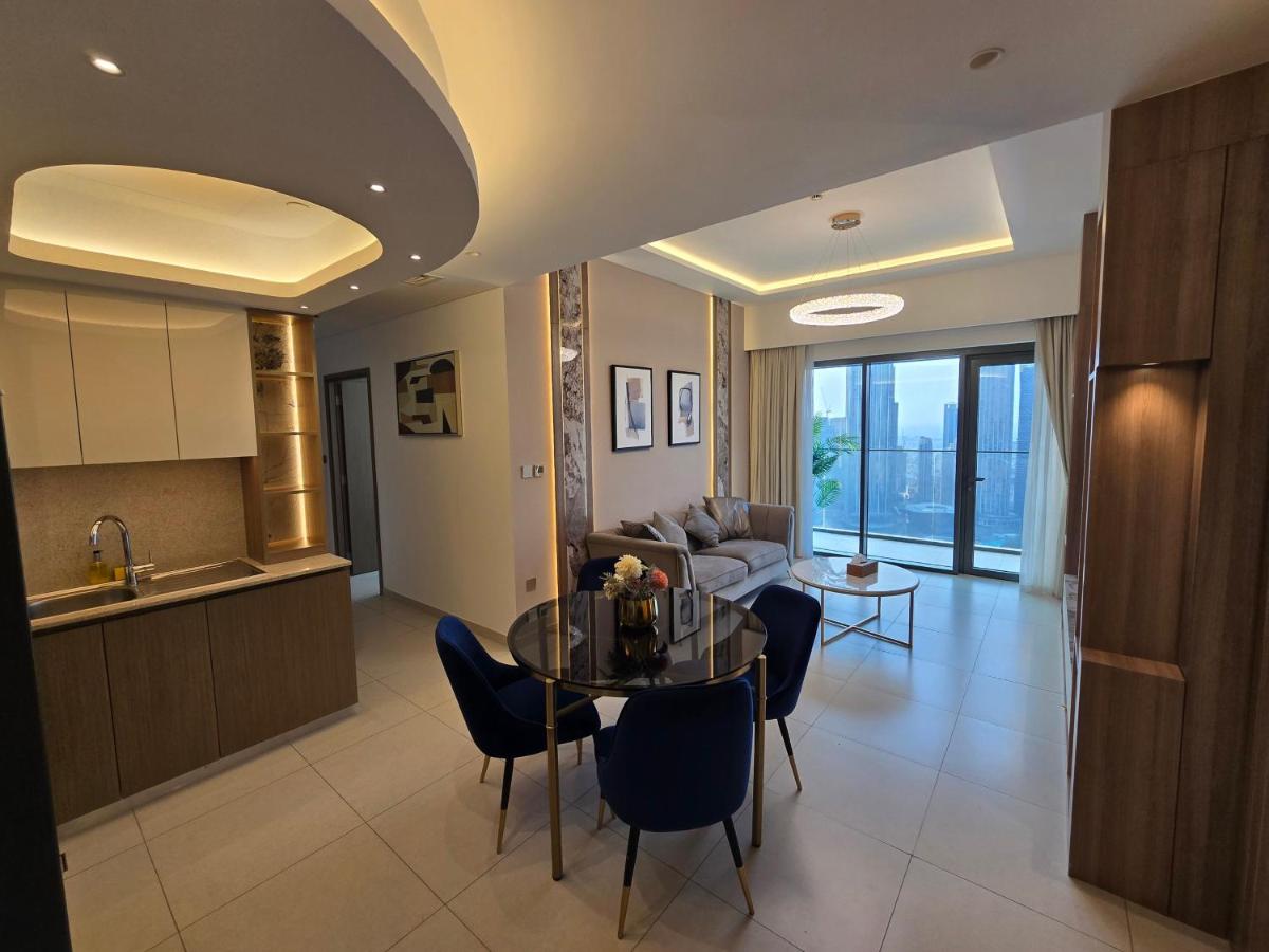 Highend Luxury 2BR Direct Burj Khalifa & Fountain Views - 3