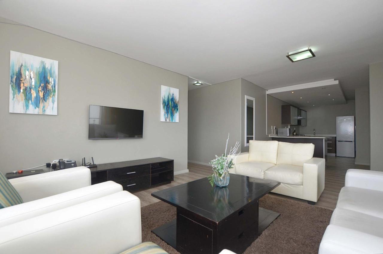 Luxury Beachside Apartment in Aquarius - 4