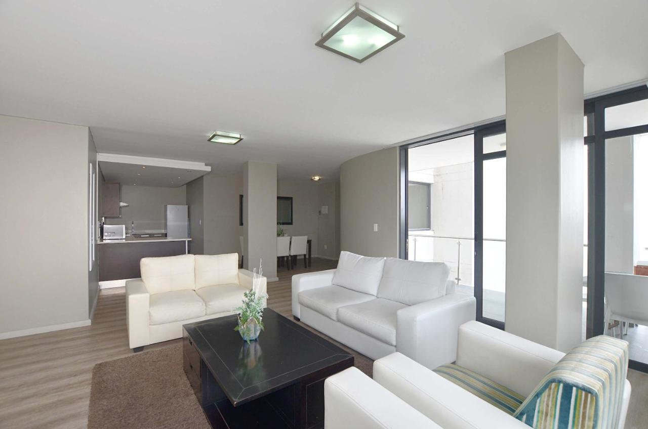 Luxury Beachside Apartment in Aquarius - 5