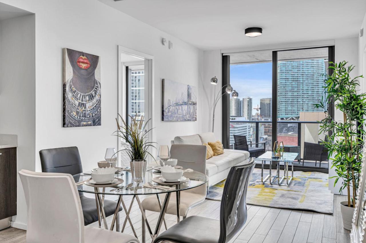 Waterline Corner Vies 2Br 2BA Suites - 5