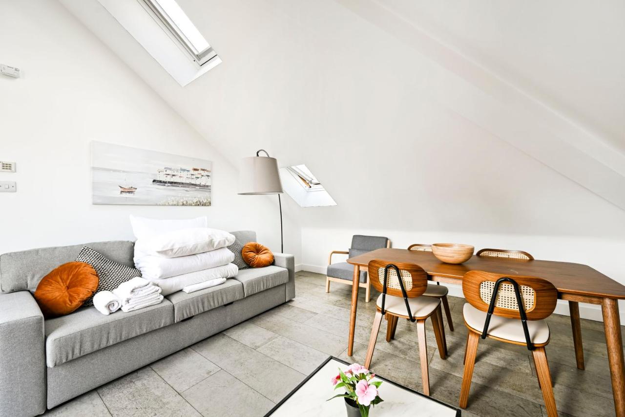 Bright Shoreditch 1 Bed Apartments - 4