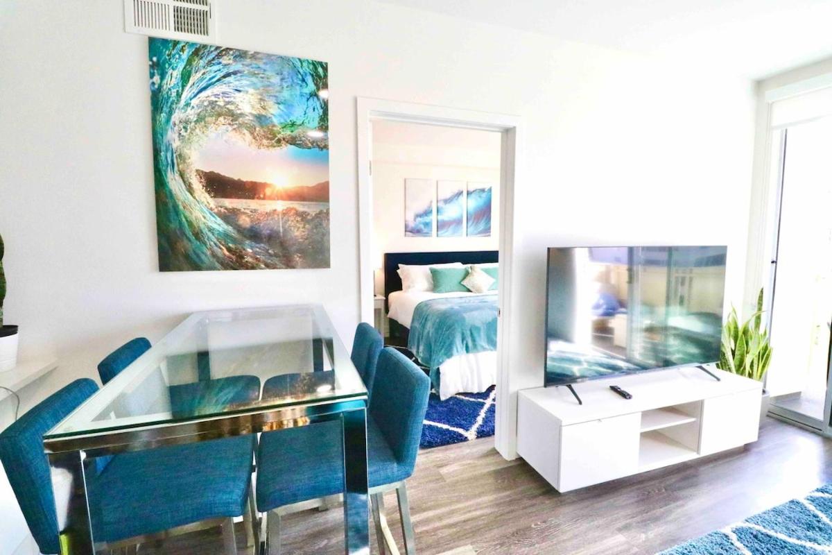 2 KING BEDS Walk PIER BEACH and 3rd St PROMENADE