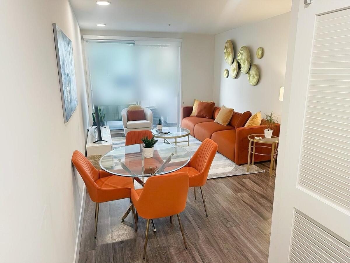 2 KING BED SUITE WALK to BEACH,PIER, PROMENADE - 3