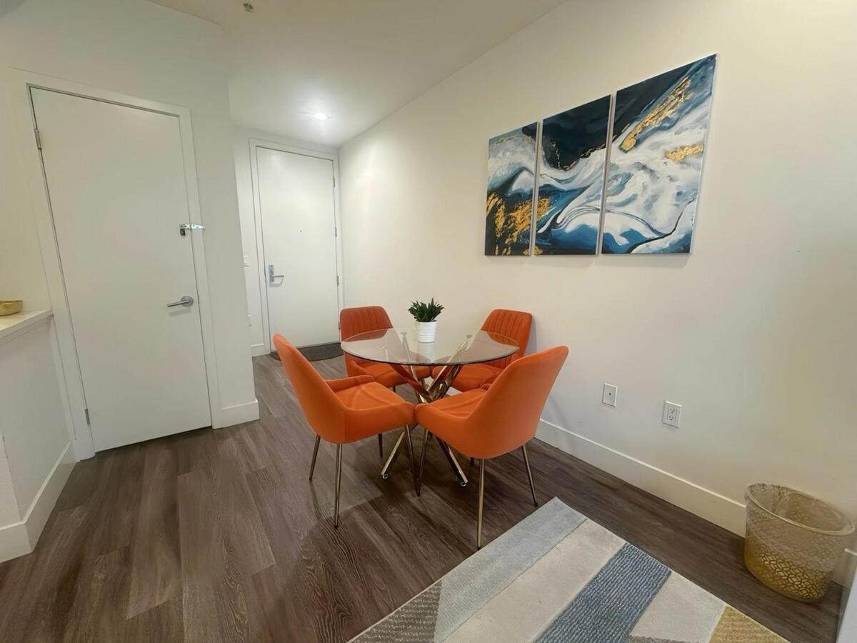 2 KING BED SUITE WALK to BEACH,PIER, PROMENADE - 5