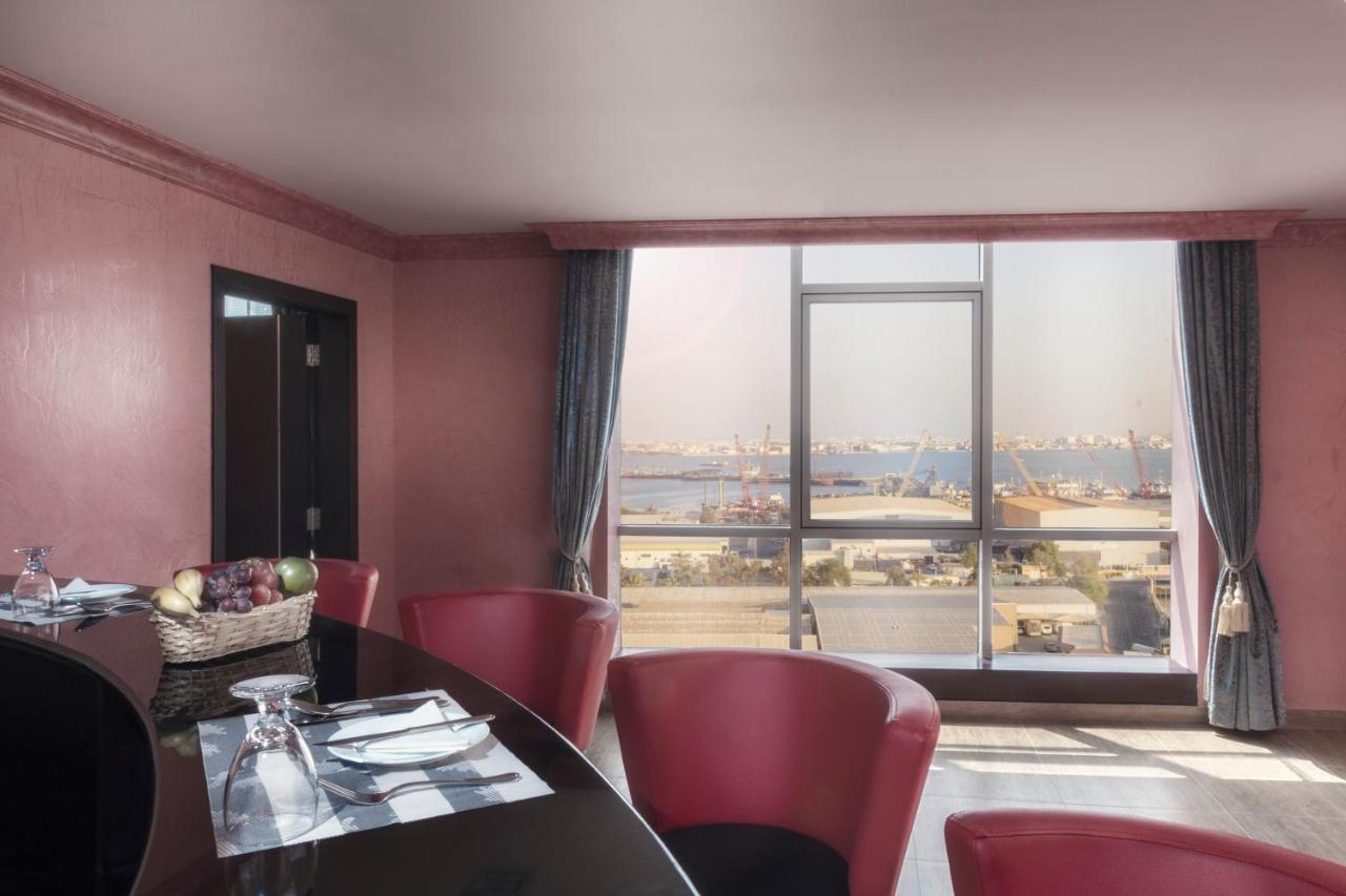 Royal Phoenicia Hotel photo