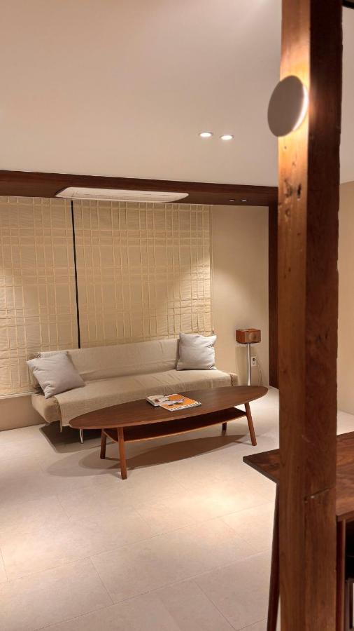 Myeongdong Serenity 명동