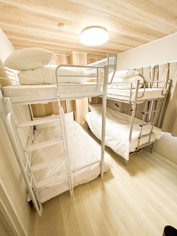 Shinjyuku area walk to Kabuki cho 15 min - 2