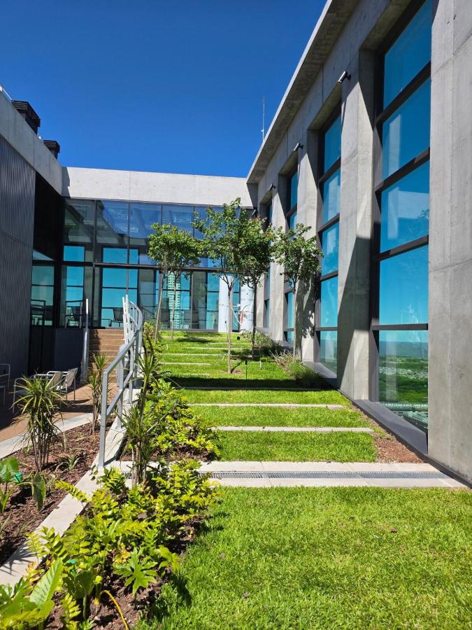 The best view of the river 34th Floor Gym - 5