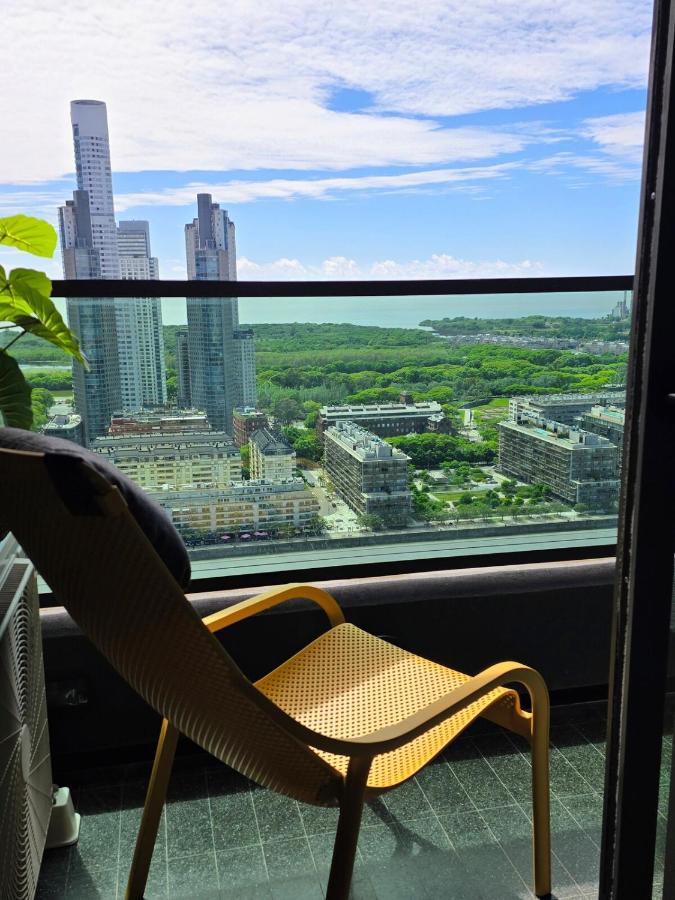 The best view of the river 34th Floor Gym - 3