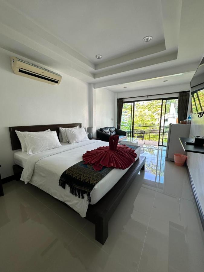 The Seashore Kamala Service Apartment - 4