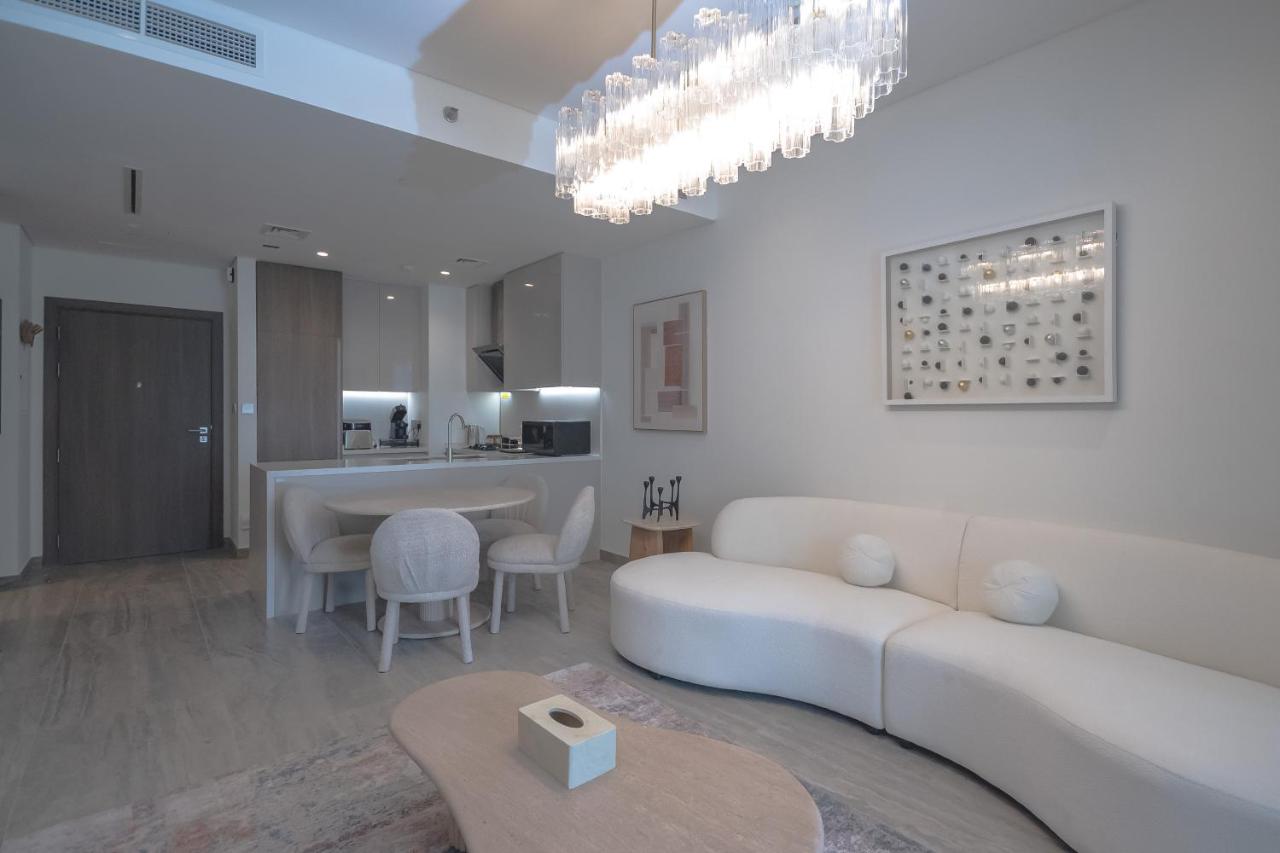 Waterfront Luxe Haven Peninsula - 5