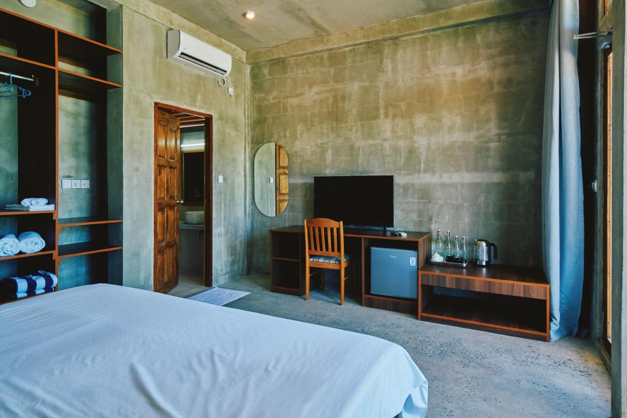 Araaik Beach Village - 3