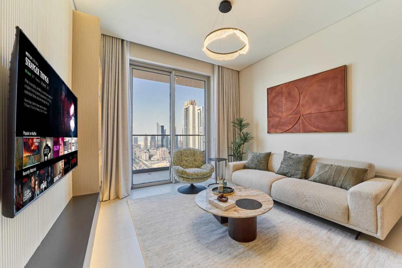 Iconic 2BR Vida Dubai Mall with Direct Mall Access - 5