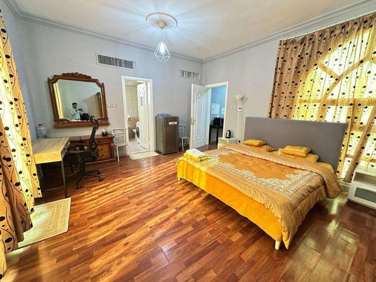 Villa Terrace Master Room Abu Dhabi 2nd floor