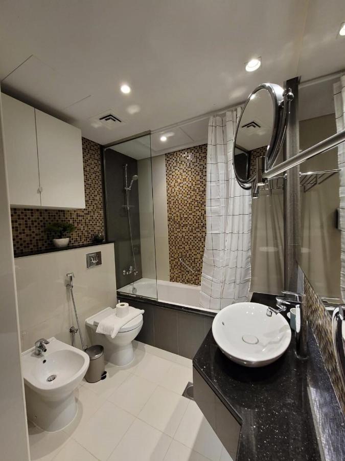 Downtown Dubai Burj Khalifa View 2 BHK Dubai Mall - 3